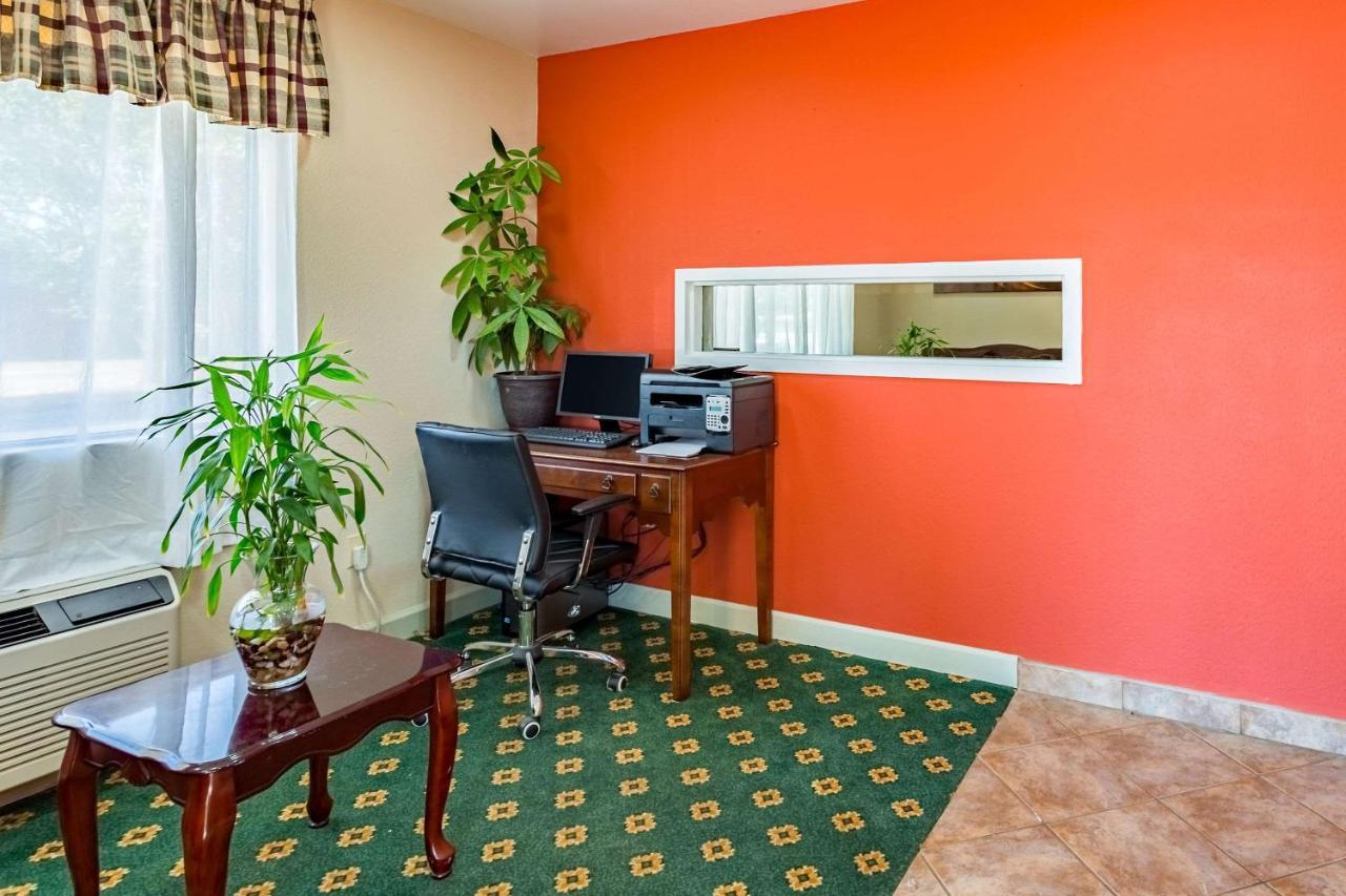 Econo Lodge Ripley Экстерьер фото