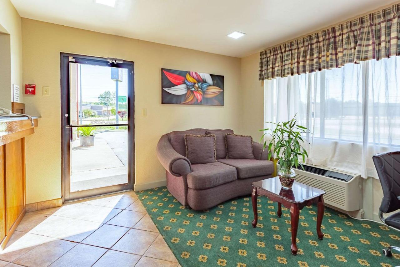 Econo Lodge Ripley Экстерьер фото