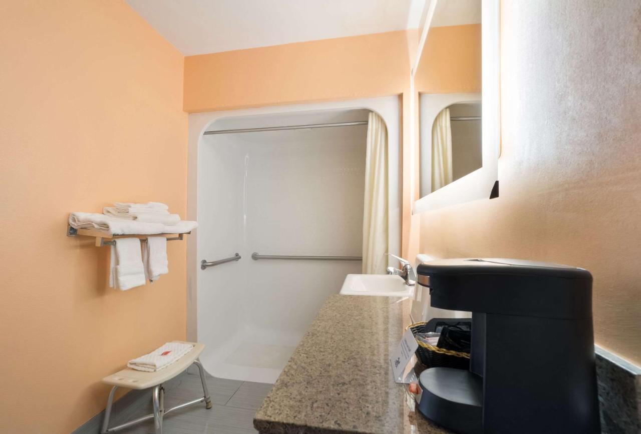 Econo Lodge Ripley Экстерьер фото
