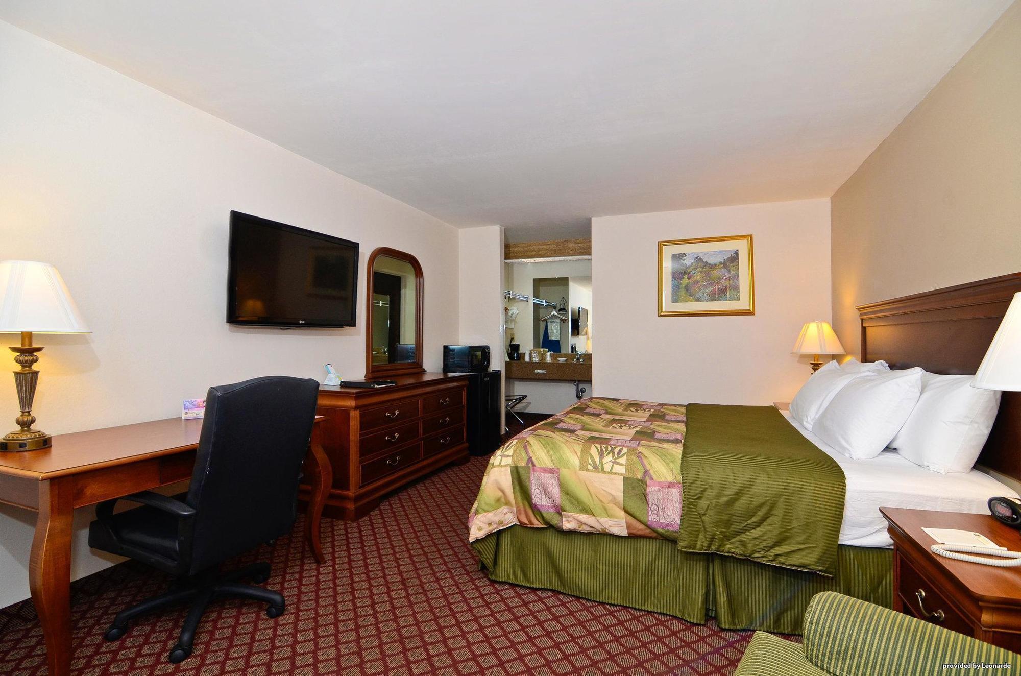 Econo Lodge Ripley Экстерьер фото
