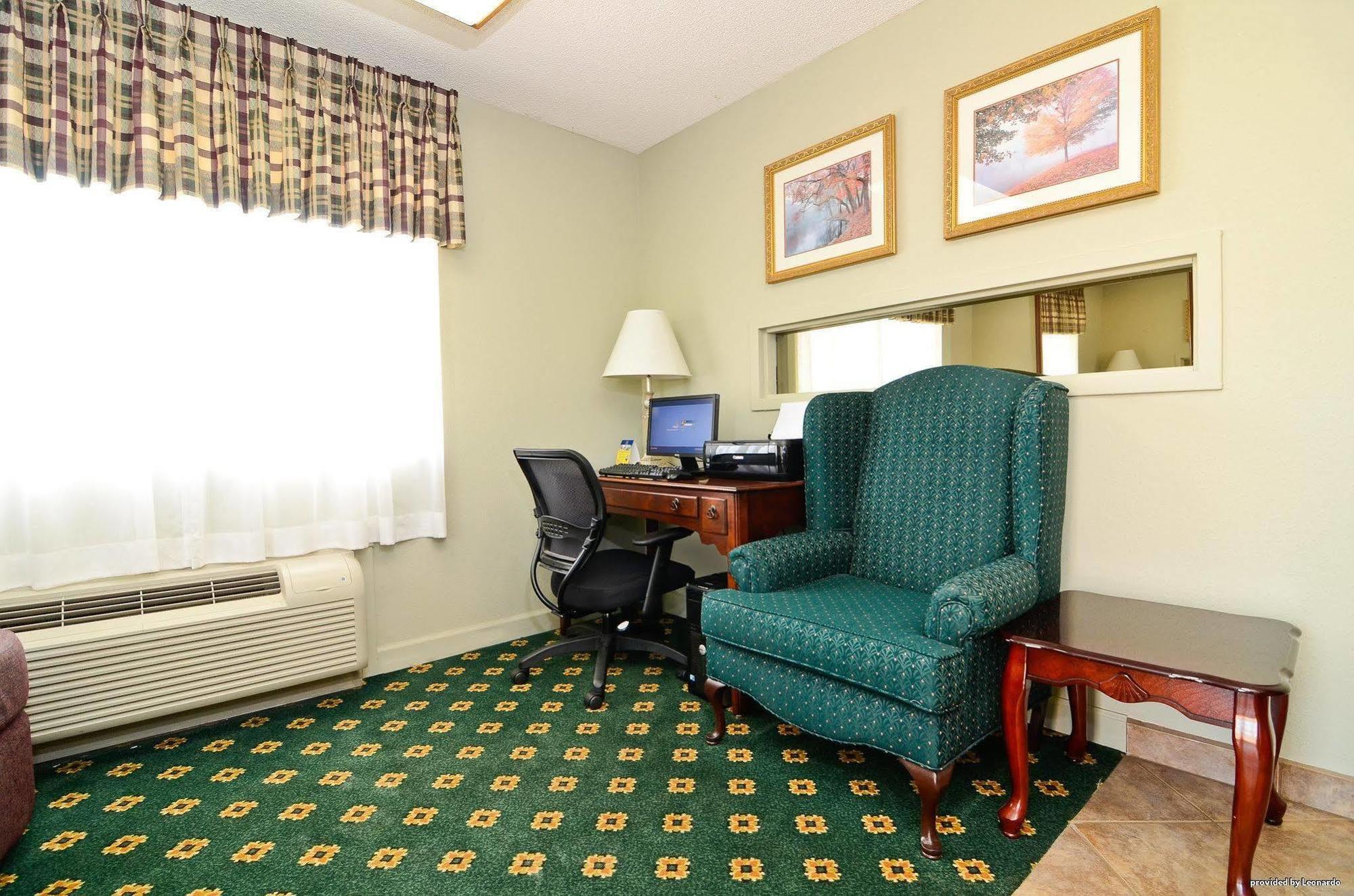 Econo Lodge Ripley Удобства фото