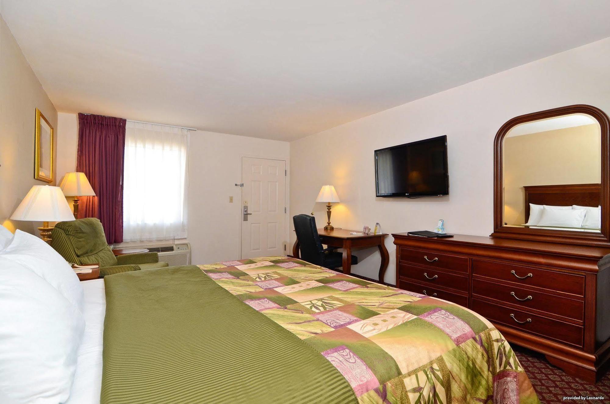 Econo Lodge Ripley Экстерьер фото